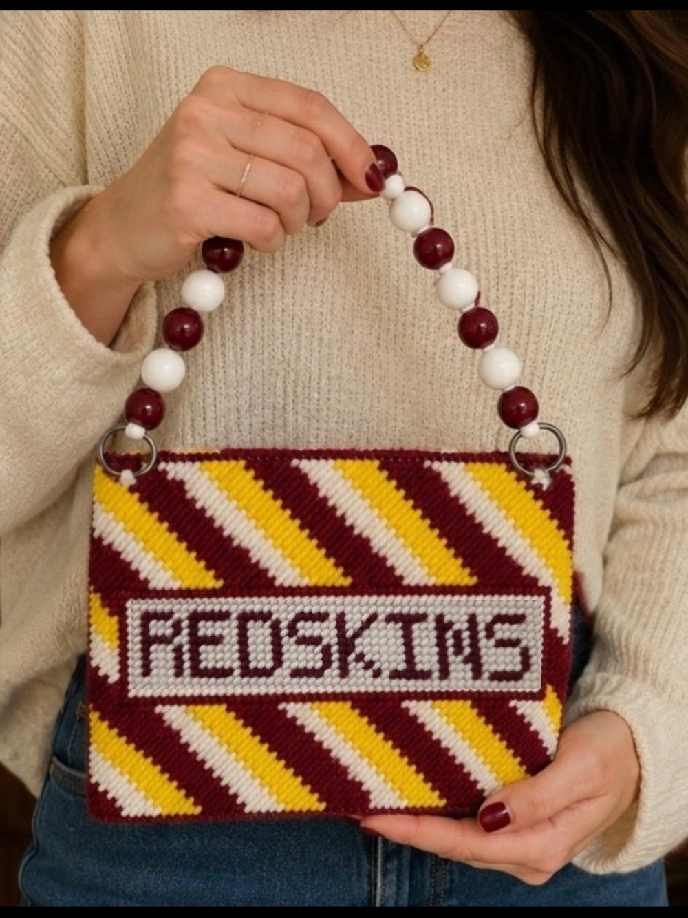 VTG Handmade Washington Redskins Handbag Purse Tailgate Bag Yarn Plastic Canvas